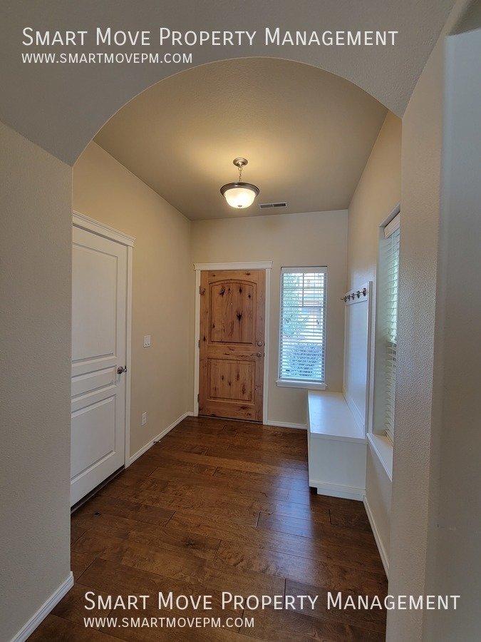 Adorable Two Story off Maple Grove. Neighborhood Pool, Park, Gym. Yard Care included property image