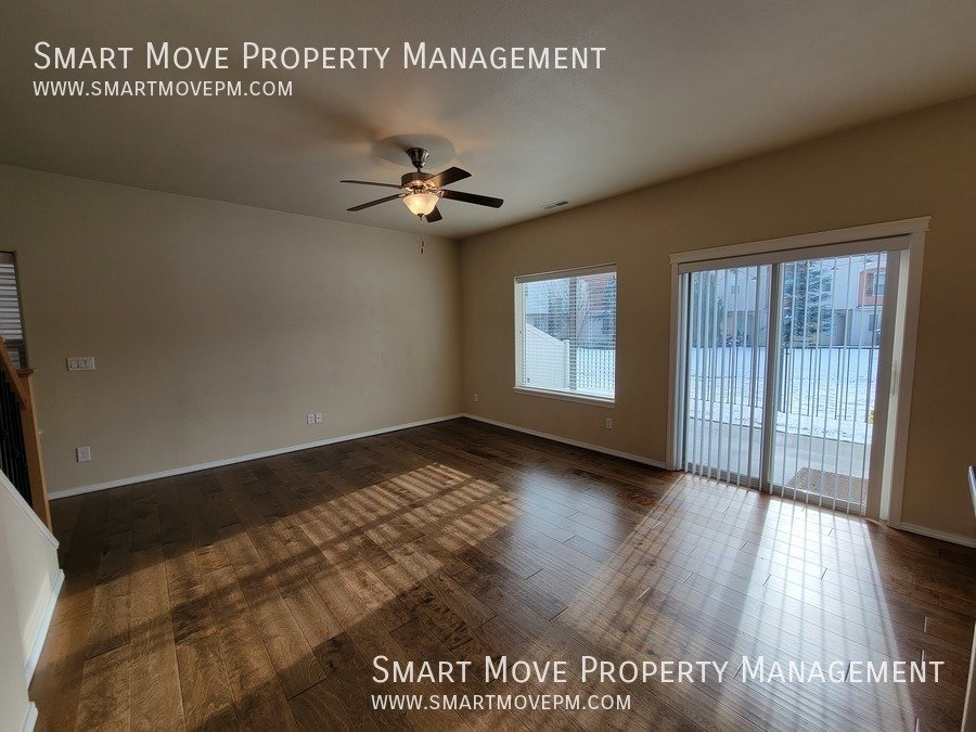 Adorable Two Story off Maple Grove. Neighborhood Pool, Park, Gym. Yard Care included property image