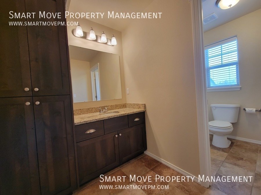 Adorable Two Story off Maple Grove. Neighborhood Pool, Park, Gym. Yard Care included property image