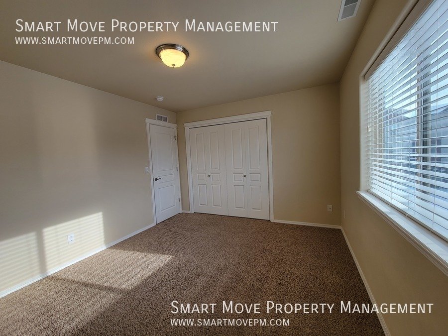 Adorable Two Story off Maple Grove. Neighborhood Pool, Park, Gym. Yard Care included property image