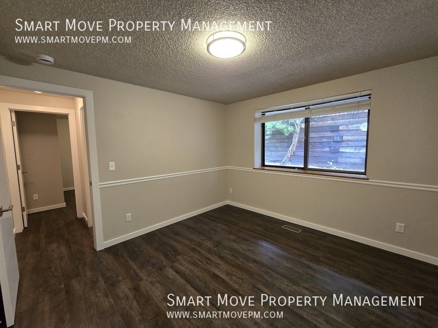 Chic & Modern Highlands Home.  3 Tiered Park-like Backyard property image