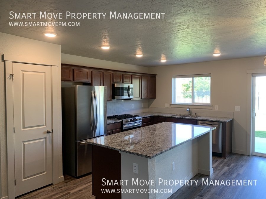 Adorable single level 3 bed in Kuna property image