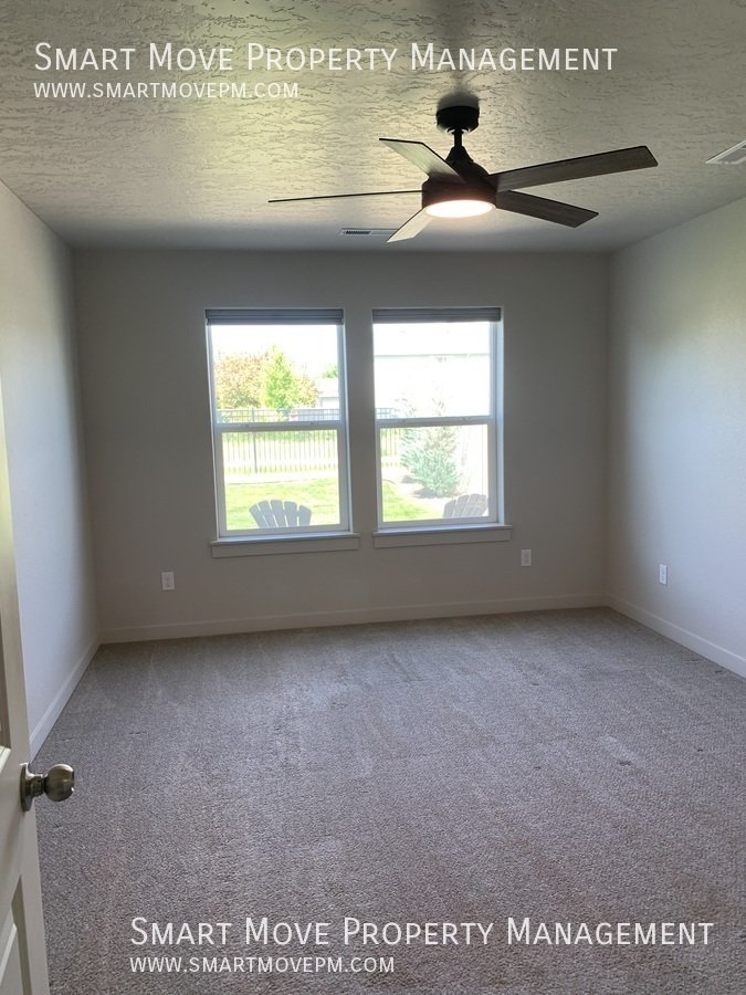 Adorable single level 3 bed in Kuna property image