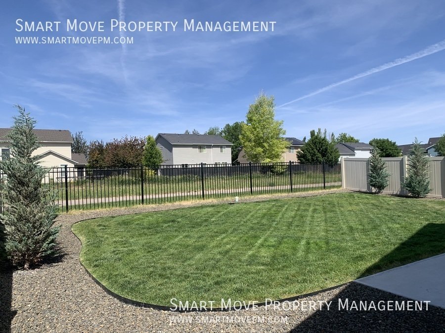 Adorable single level 3 bed in Kuna property image