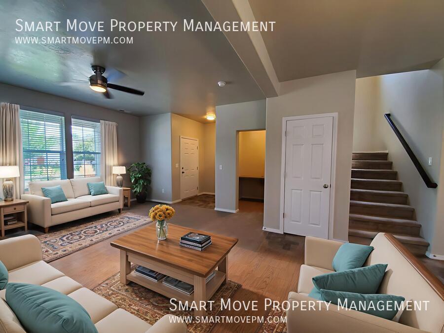 3 bd Patio Home Near Settlers Park. Low maintenance Yard. Oversized Garage property image