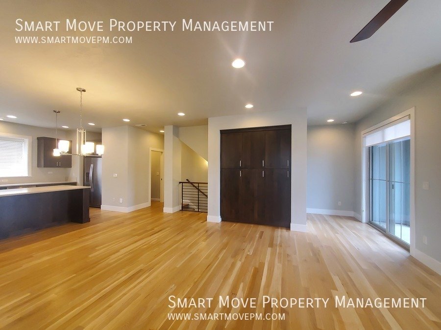 Executive East Boise 3 bd on the River, Greenbelt, Pool, Gym property image