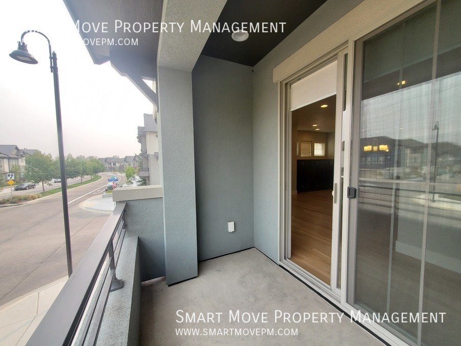 Executive East Boise 3 bd on the River, Greenbelt, Pool, Gym property image
