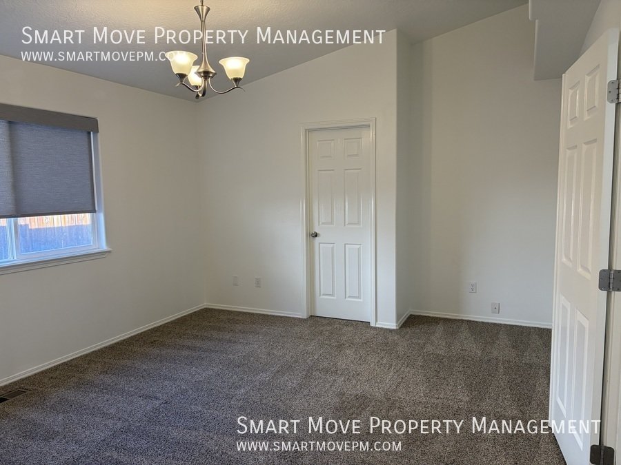 Single level 3 bed home in desirable Columbia Village property image