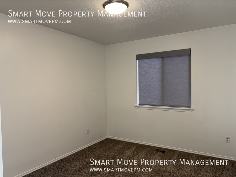 Single level 3 bed home in desirable Columbia Village property image