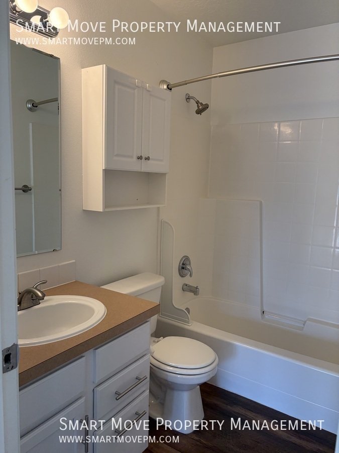 Single level 3 bed home in desirable Columbia Village property image