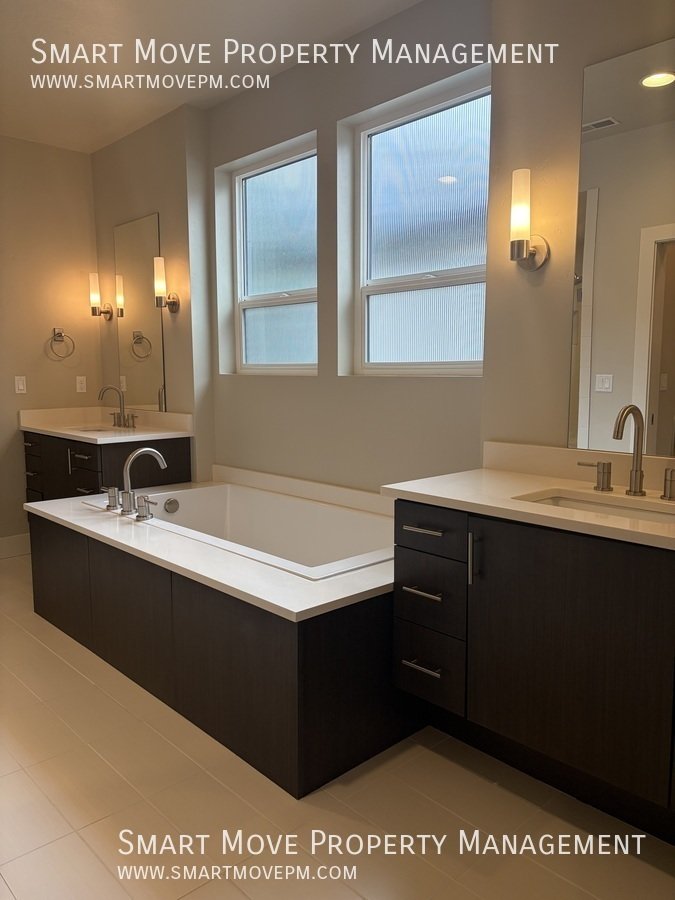 Beautiful 3 bed + bonus room + office home in East Boise. Near Micron property image