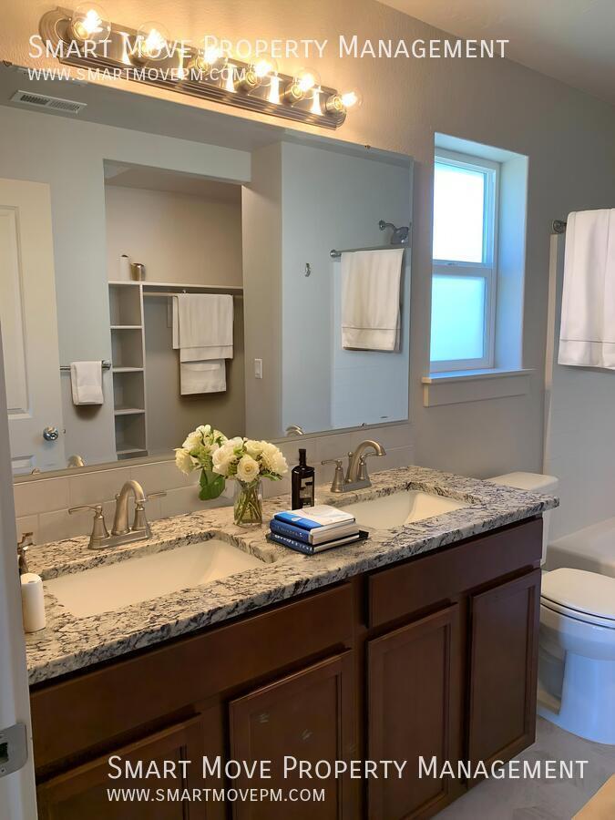 Adorable single level 3 bed in Kuna property image