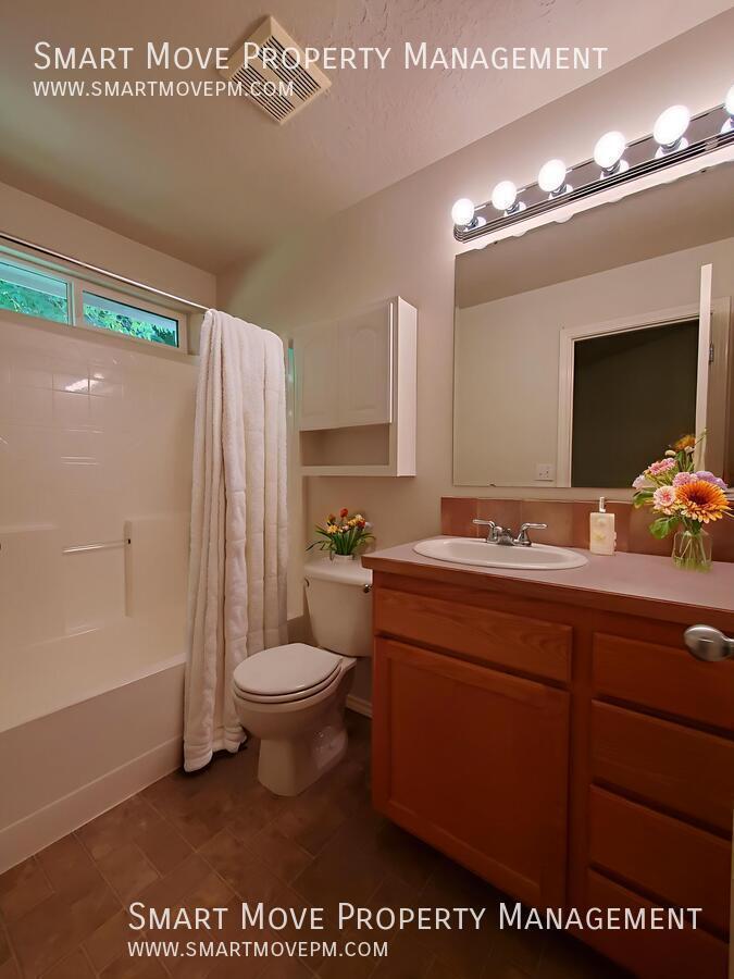 Meridian 4bd w/Bonus Near Rocky Mountain HS, Pool, Parks. property image