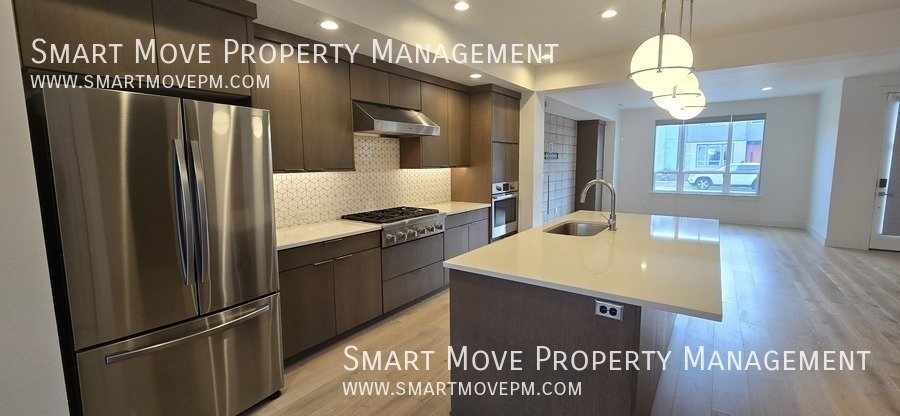 Spectacular Harris Ranch Townhome Nestled between Foothills & Greenbelt property image