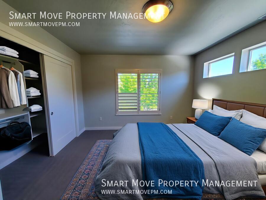 Harris Ranch Townhome in Mill District. Near Greenbelt, Bown Crossing, Foothills. Shakespeare Fest property image