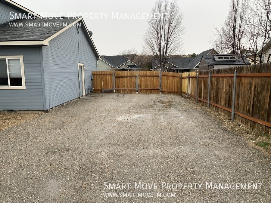 Beautiful 5 bed plus office in Columbia Village property image