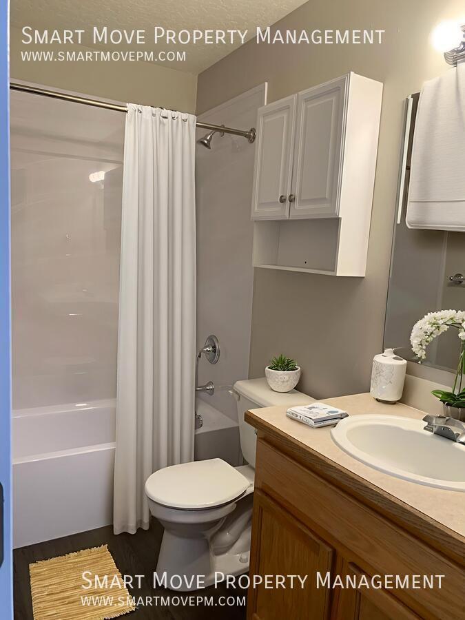 Beautiful 5 bed plus office in Columbia Village property image