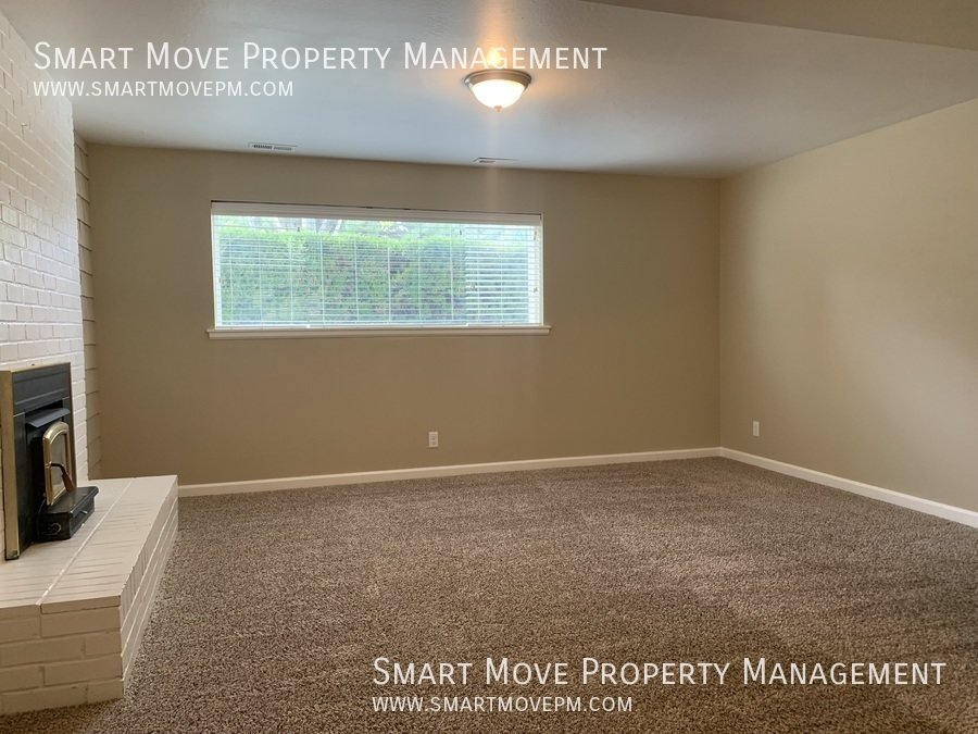 Upgraded split level 4 bed home in West Bench property image