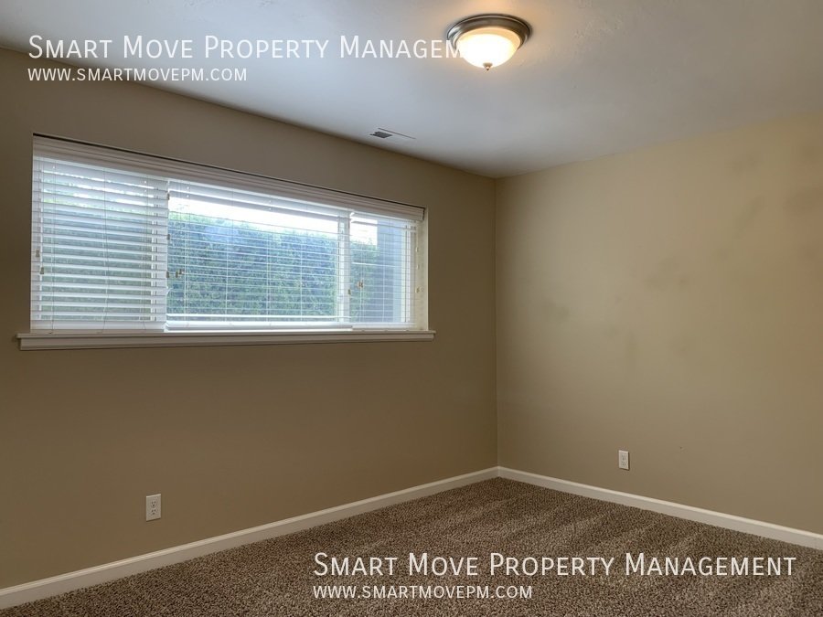 Upgraded split level 4 bed home in West Bench property image