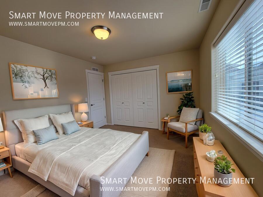 Adorable Two Story off Maple Grove. Neighborhood Pool, Park, Gym. Yard Care included property image