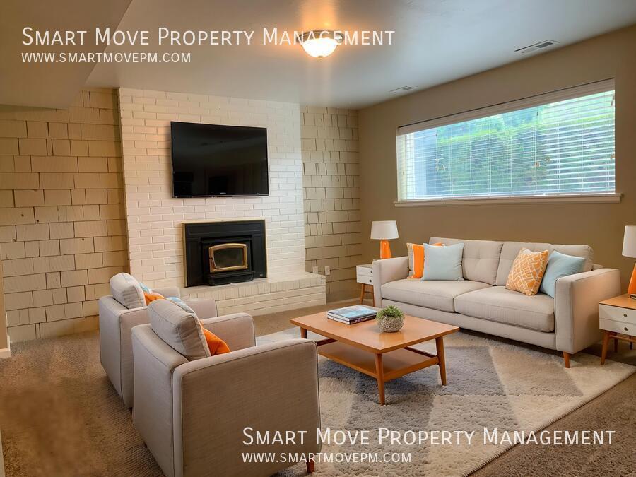 Upgraded split level 4 bed home in West Bench property image