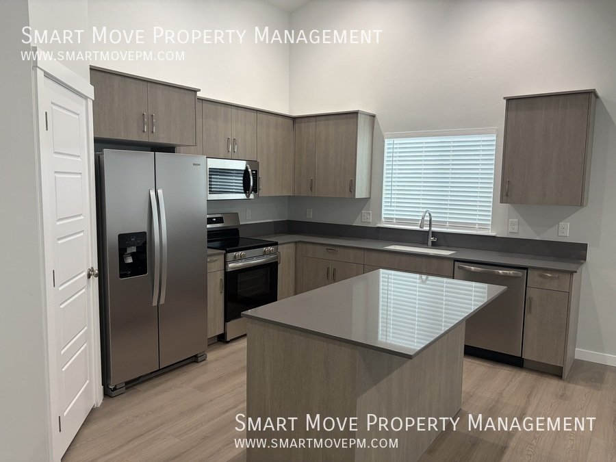 Brand New Home For Rent in Meridian, 3 Car Garage property image