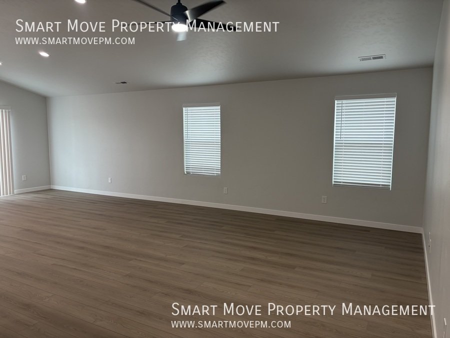 Brand New Home For Rent in Meridian, 3 Car Garage property image