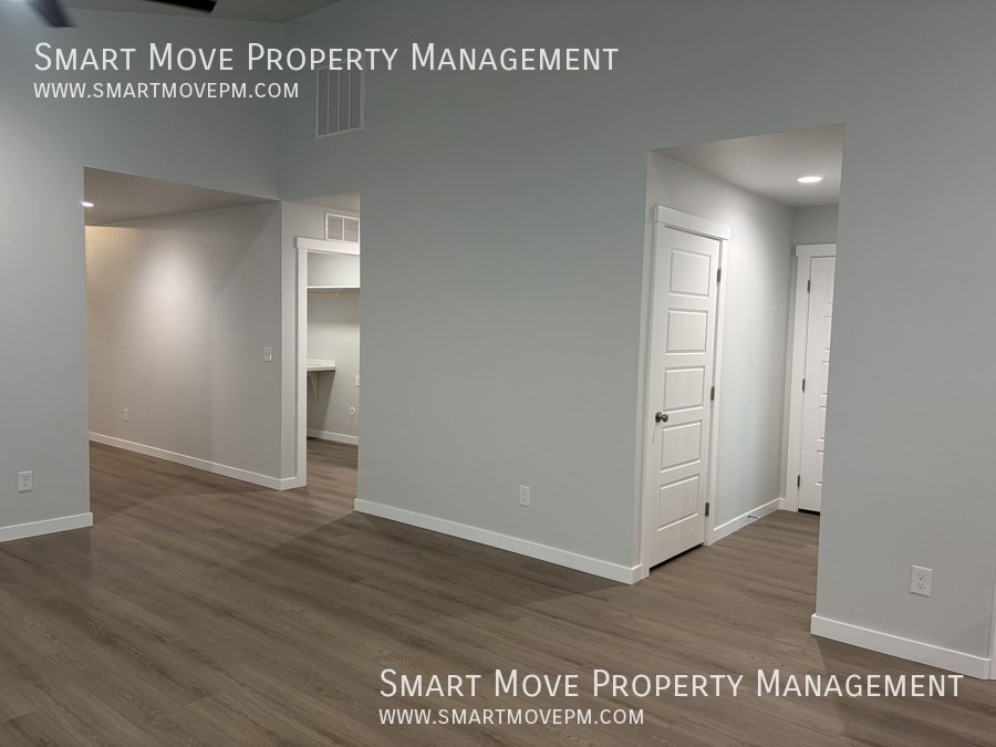 Brand New Home For Rent in Meridian, 3 Car Garage property image