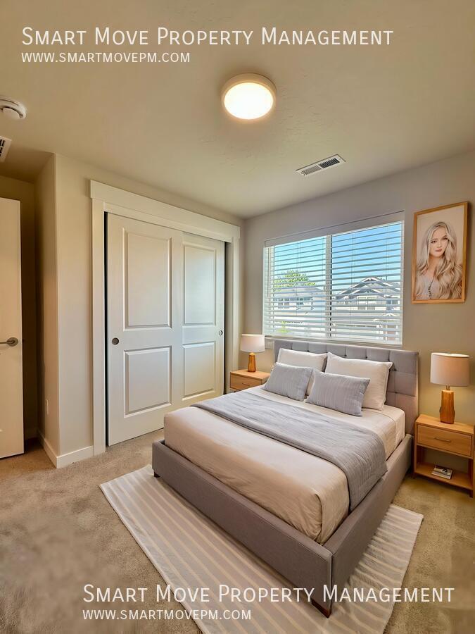 Brand new 3 bed near the foothills property image