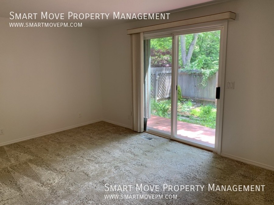 E Boise Townhome off Warm Springs. Near St Lukes, Foothills, BSU, Downtown, Parks property image