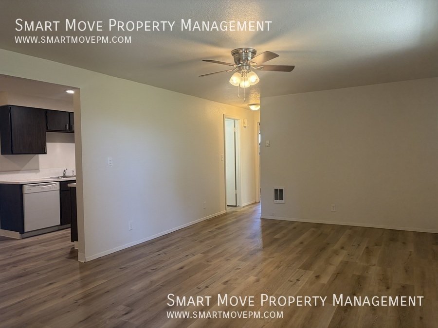 Boise Bench Apartment near BSU, I-84, Downtown. Storage, W/S/T Paid property image