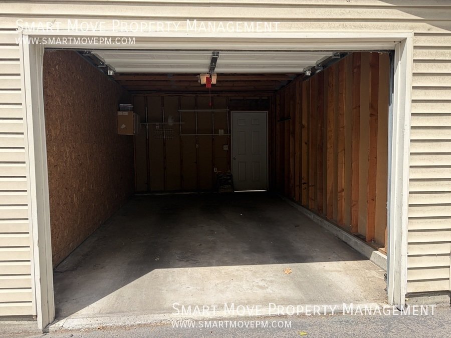 Charming 3 bed in Oak Park Village property image