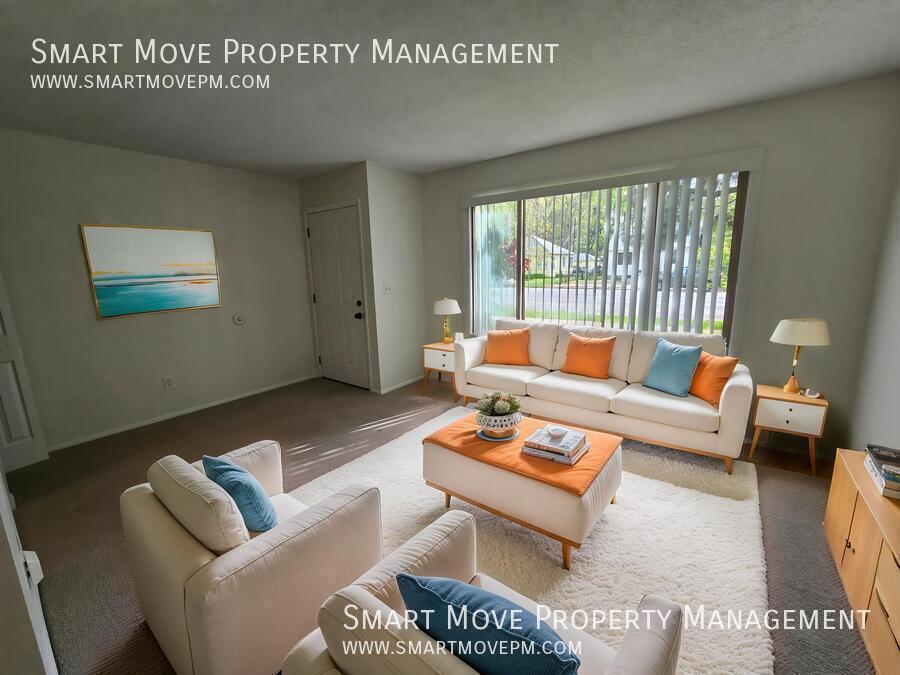 Charming North End Gem Near Hill Rd & Camel's Back Park! property image