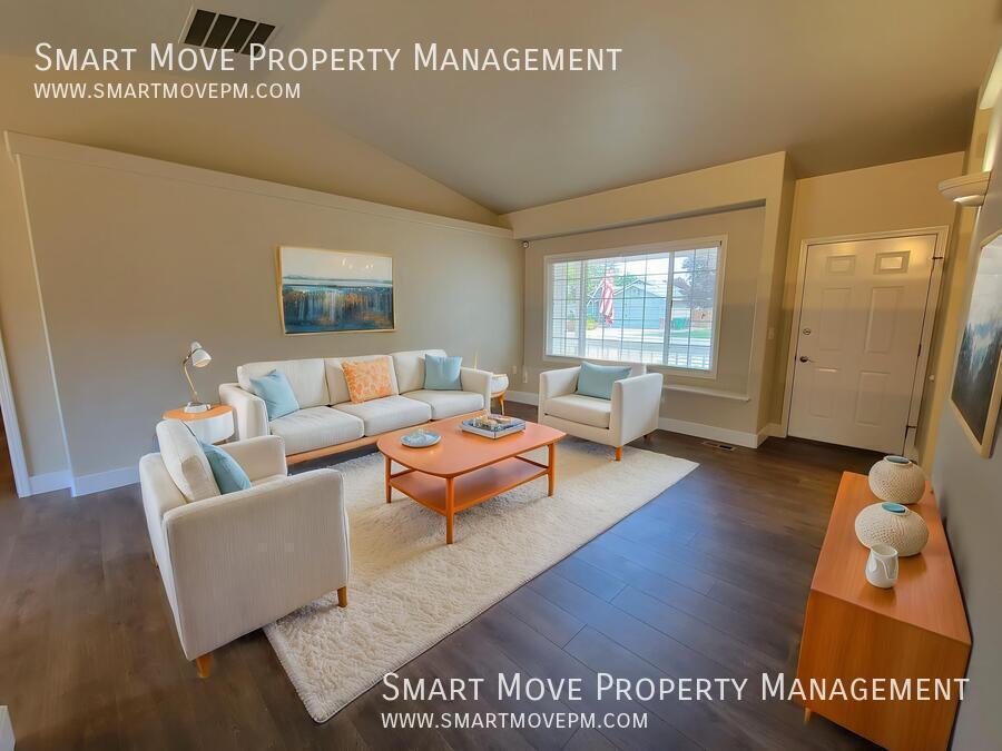 3 Bed + Office, w/ Solar Power in heart of Meridian. Available Immediately! property image