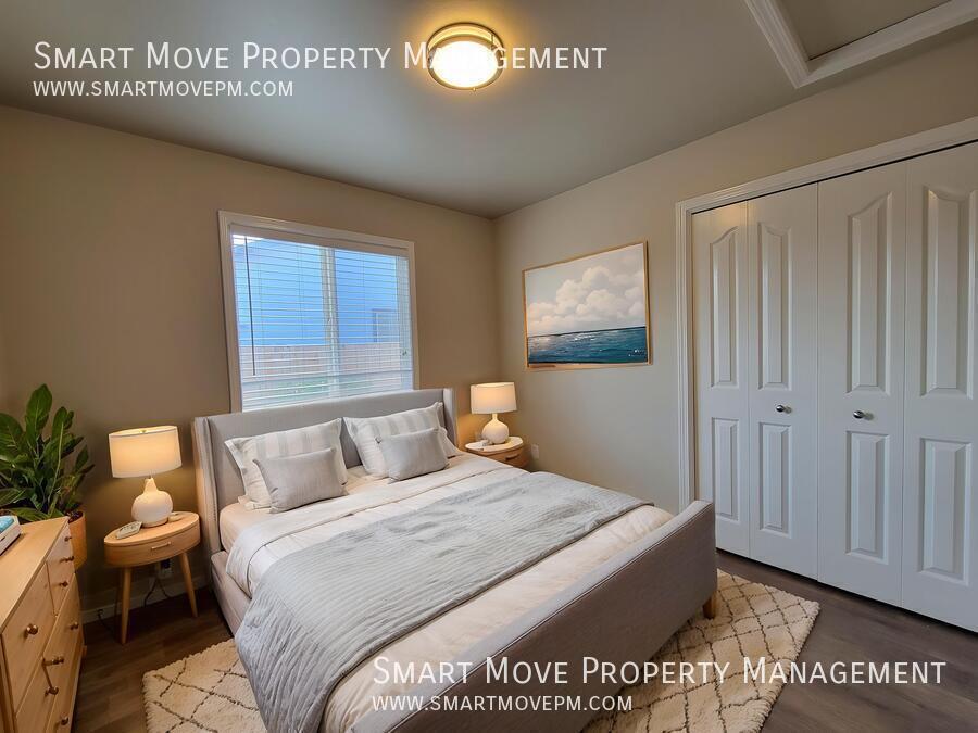 3 Bed + Office, w/ Solar Power in heart of Meridian. Available Immediately! property image