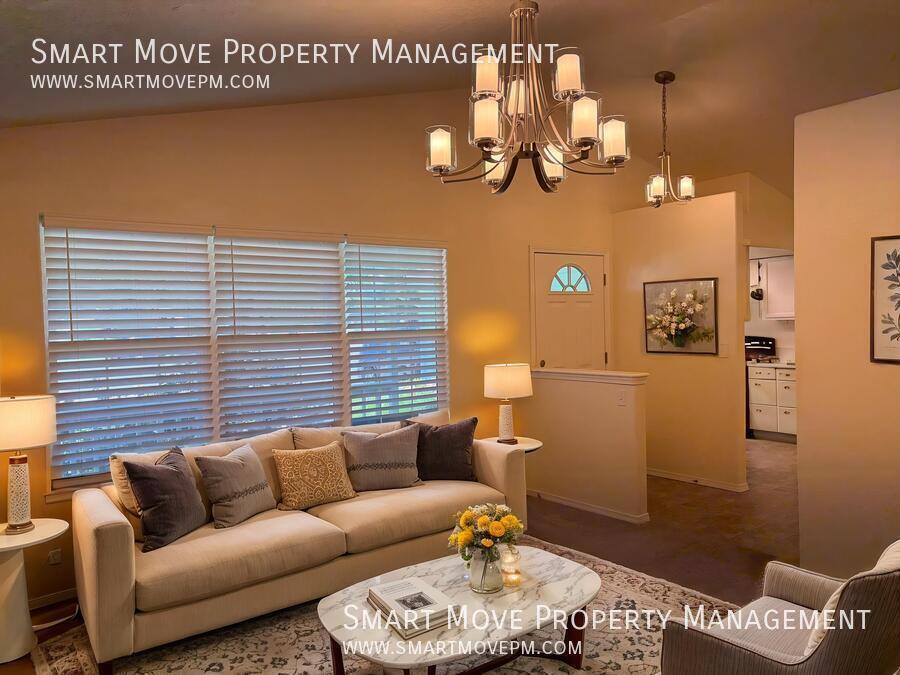 Charming 4 bedroom in Meridian with oversized back yard property image