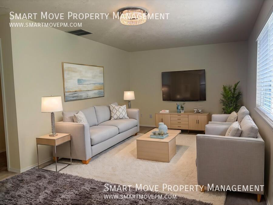 Charming 4 bedroom in Meridian with oversized back yard property image