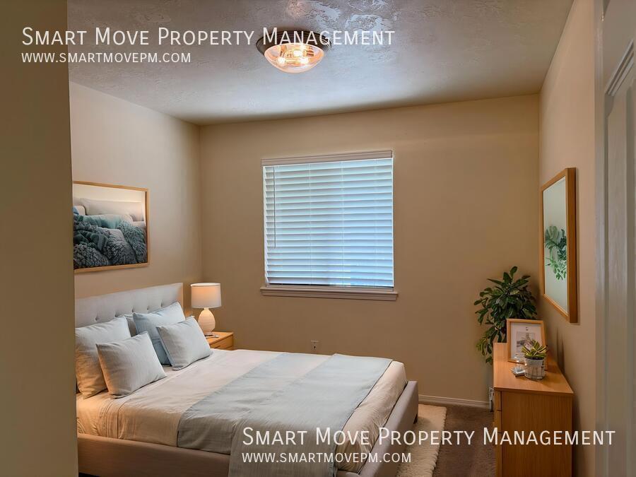 Charming 4 bedroom in Meridian with oversized back yard property image