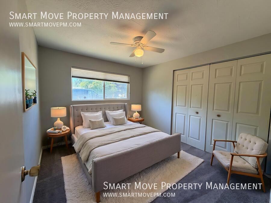 Charming 3 bed, single story home Willow Lane Park property image