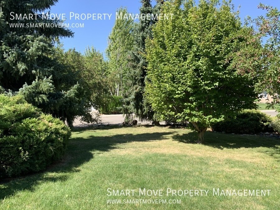 Charming East Boise 4 bed. Corner lot! property image