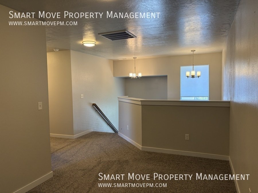 Beautiful 3 bed, 2 story home near Costco property image