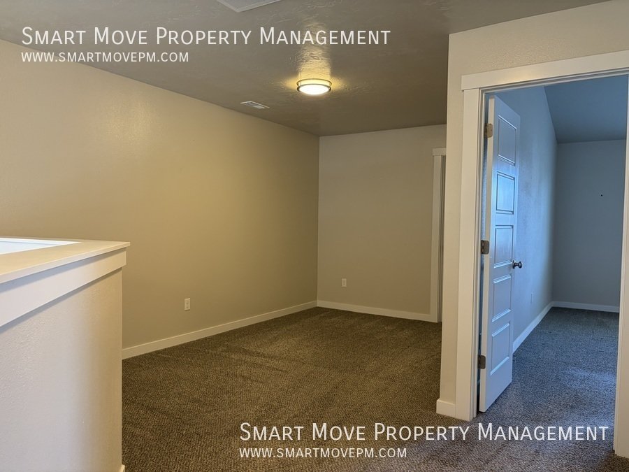 Beautiful 3 bed, 2 story home near Costco property image