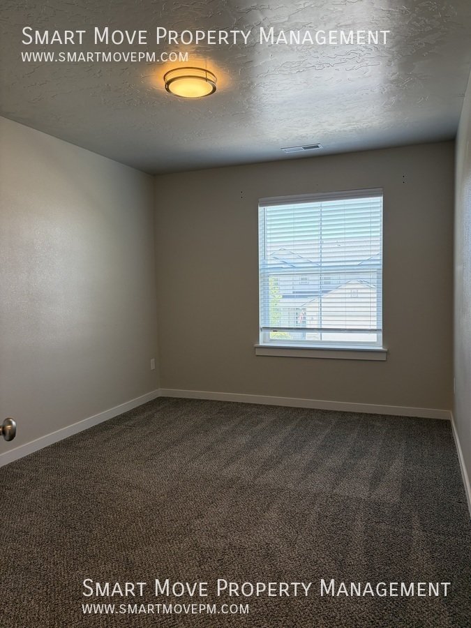 Beautiful 3 bed, 2 story home near Costco property image