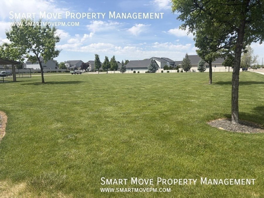 Beautiful 3 bed, 2 story home near Costco property image