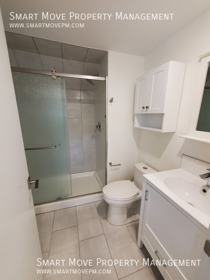 Historic North End 1 bdrm. Walk to Hyde Park, Camel Back, Co-op. Unit #4 property image