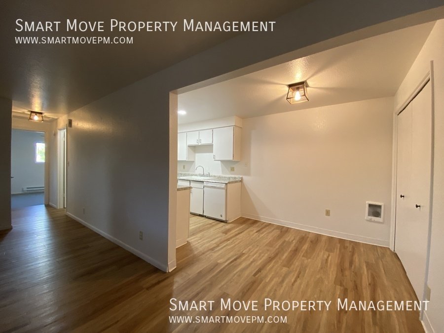 Boise Bench Apartment near BSU, Freeway, Downtown. W/S/T Paid. property image