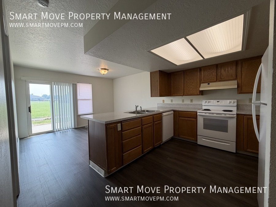 3 bedroom duplex near Settlers Park property image
