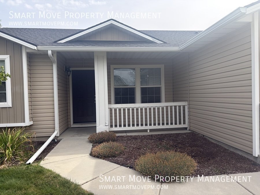 Single level 4 bedroom + Office in Meridian. Park & Pool across the Street! property image