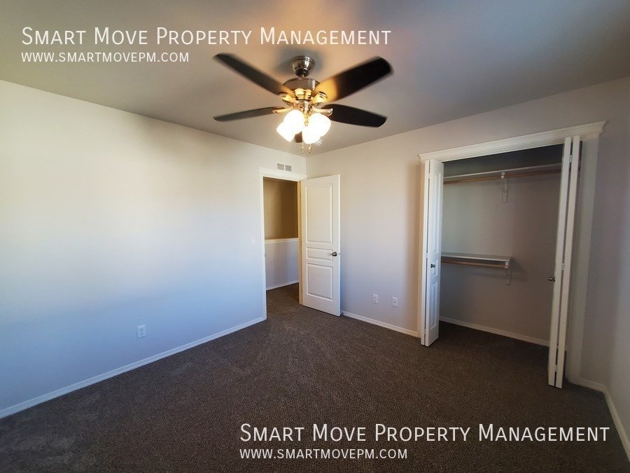 Adorable Two Story off Maple Grove. Neighborhood Pool, Park, Gym. Yard Care included property image