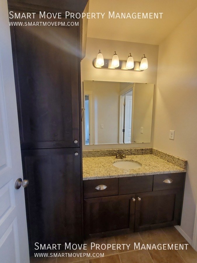 Adorable Two Story off Maple Grove. Neighborhood Pool, Park, Gym. Yard Care included property image